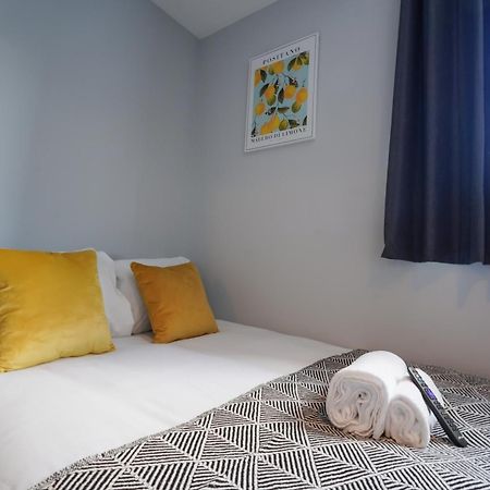 En-Suite Double Rooms, Smart Tv Comfy Style 래넬리 외부 사진