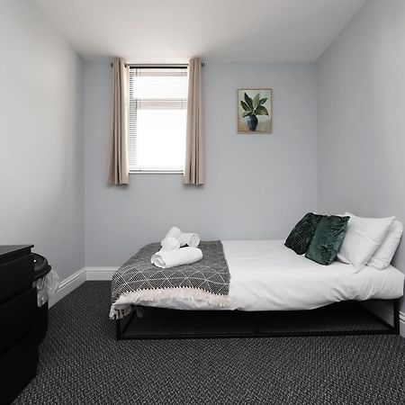 En-Suite Double Rooms, Smart Tv Comfy Style 래넬리 외부 사진