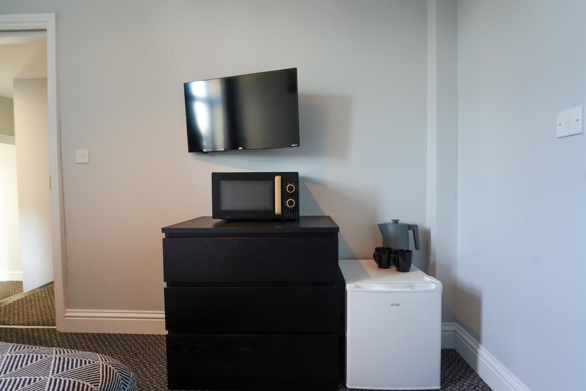 En-Suite Double Rooms, Smart Tv Comfy Style 래넬리 외부 사진