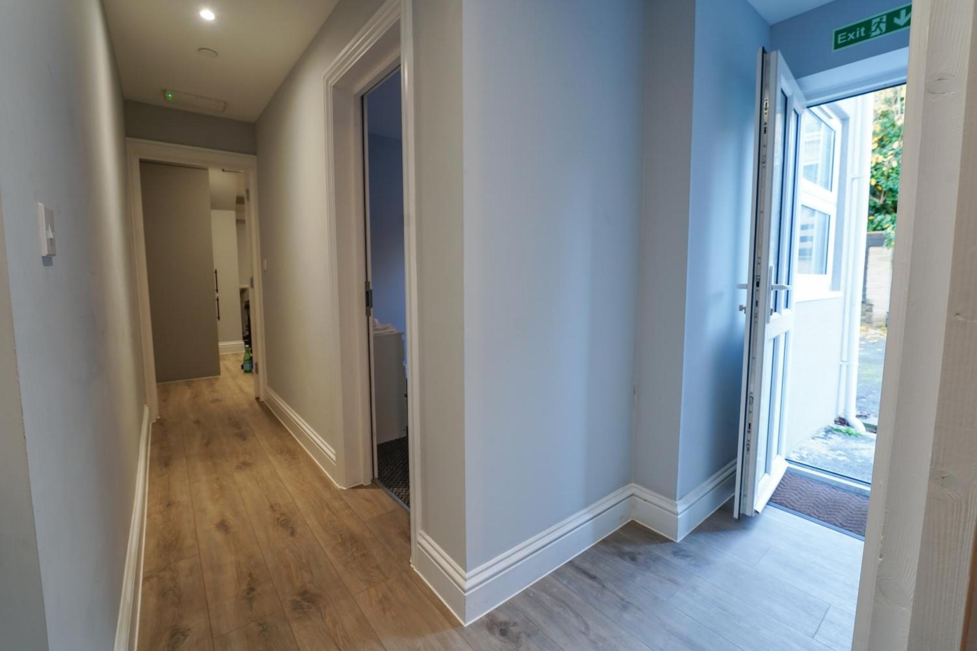 En-Suite Double Rooms, Smart Tv Comfy Style 래넬리 외부 사진