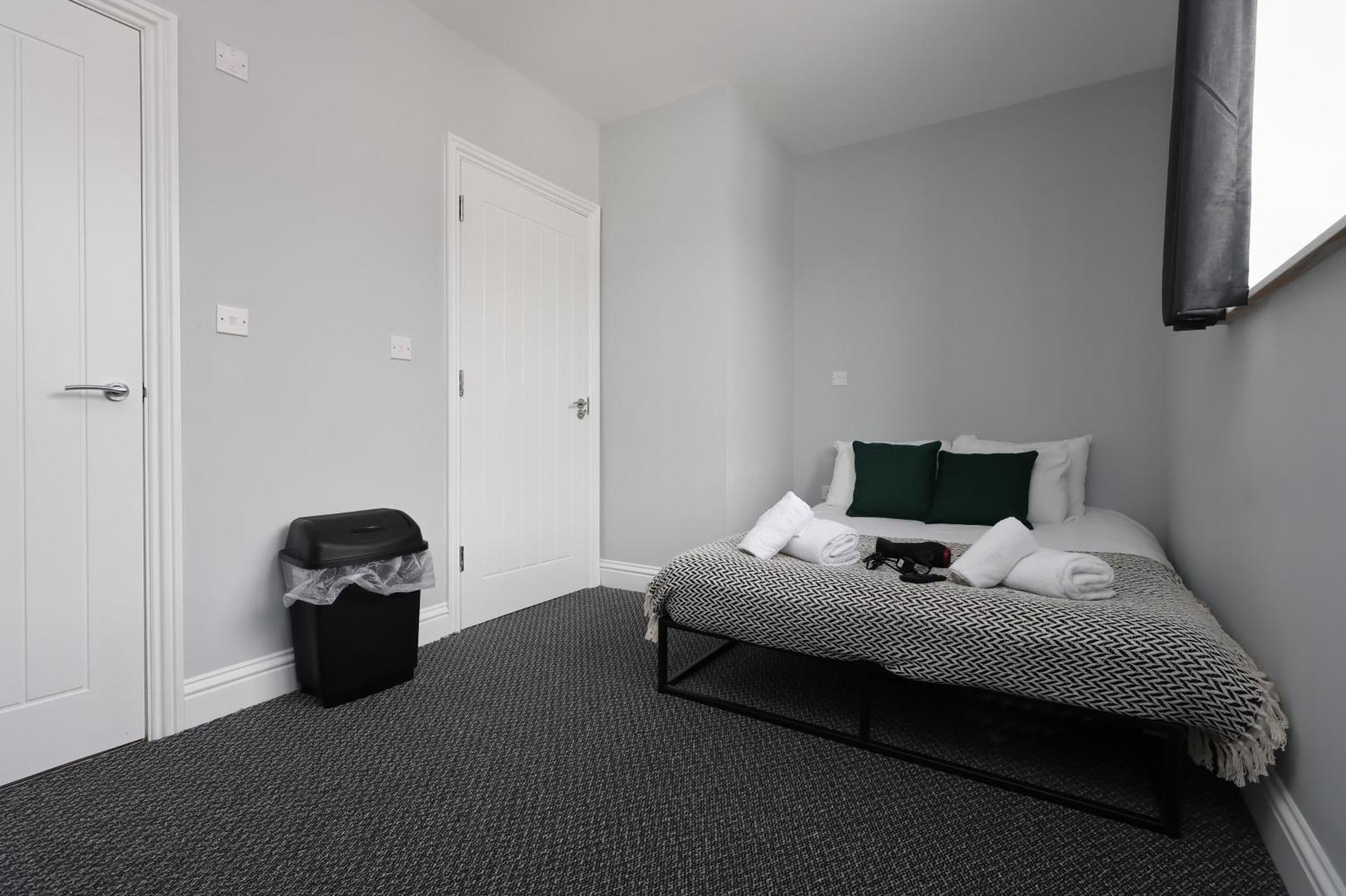 En-Suite Double Rooms, Smart Tv Comfy Style 래넬리 외부 사진