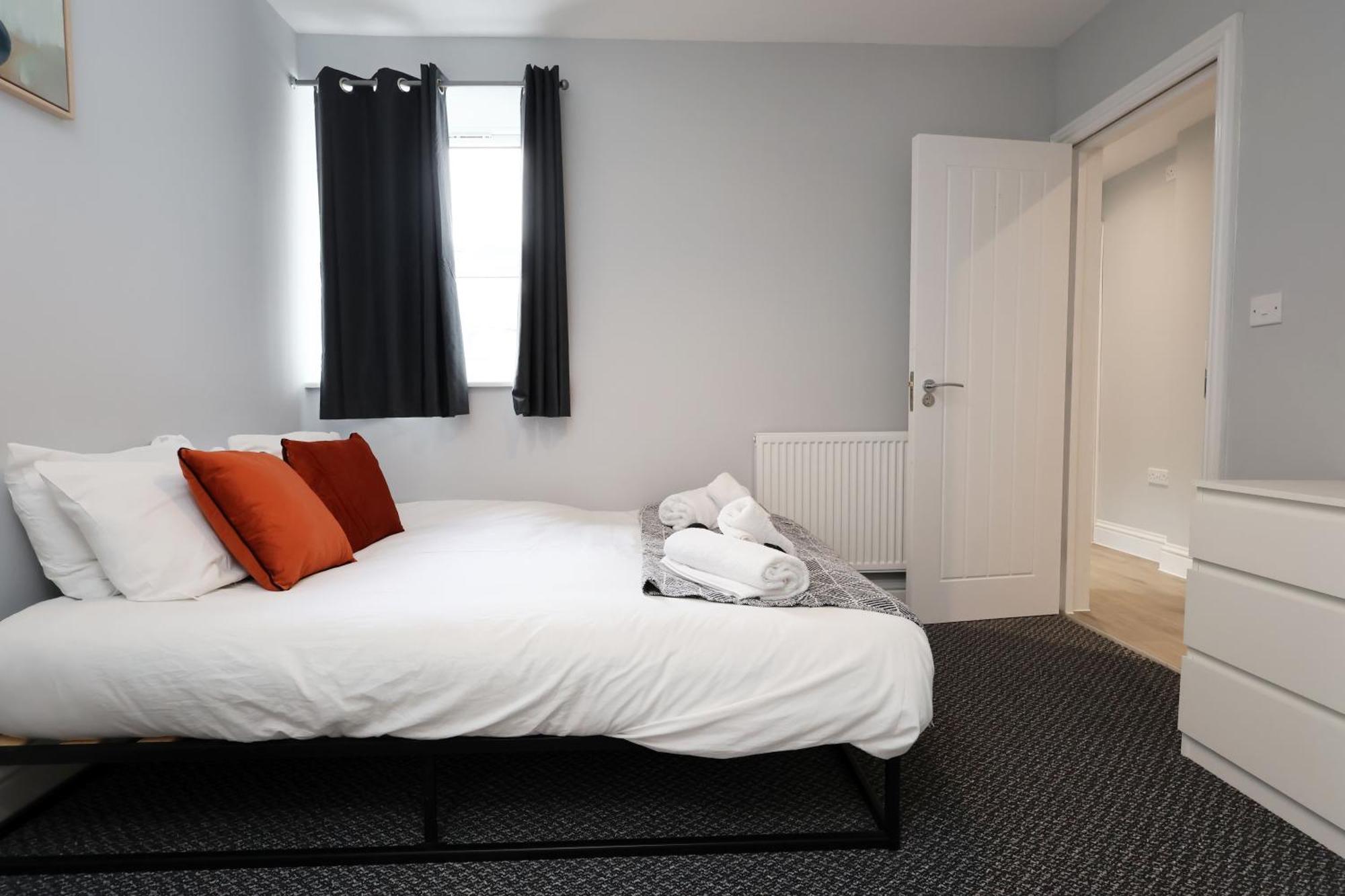 En-Suite Double Rooms, Smart Tv Comfy Style 래넬리 외부 사진
