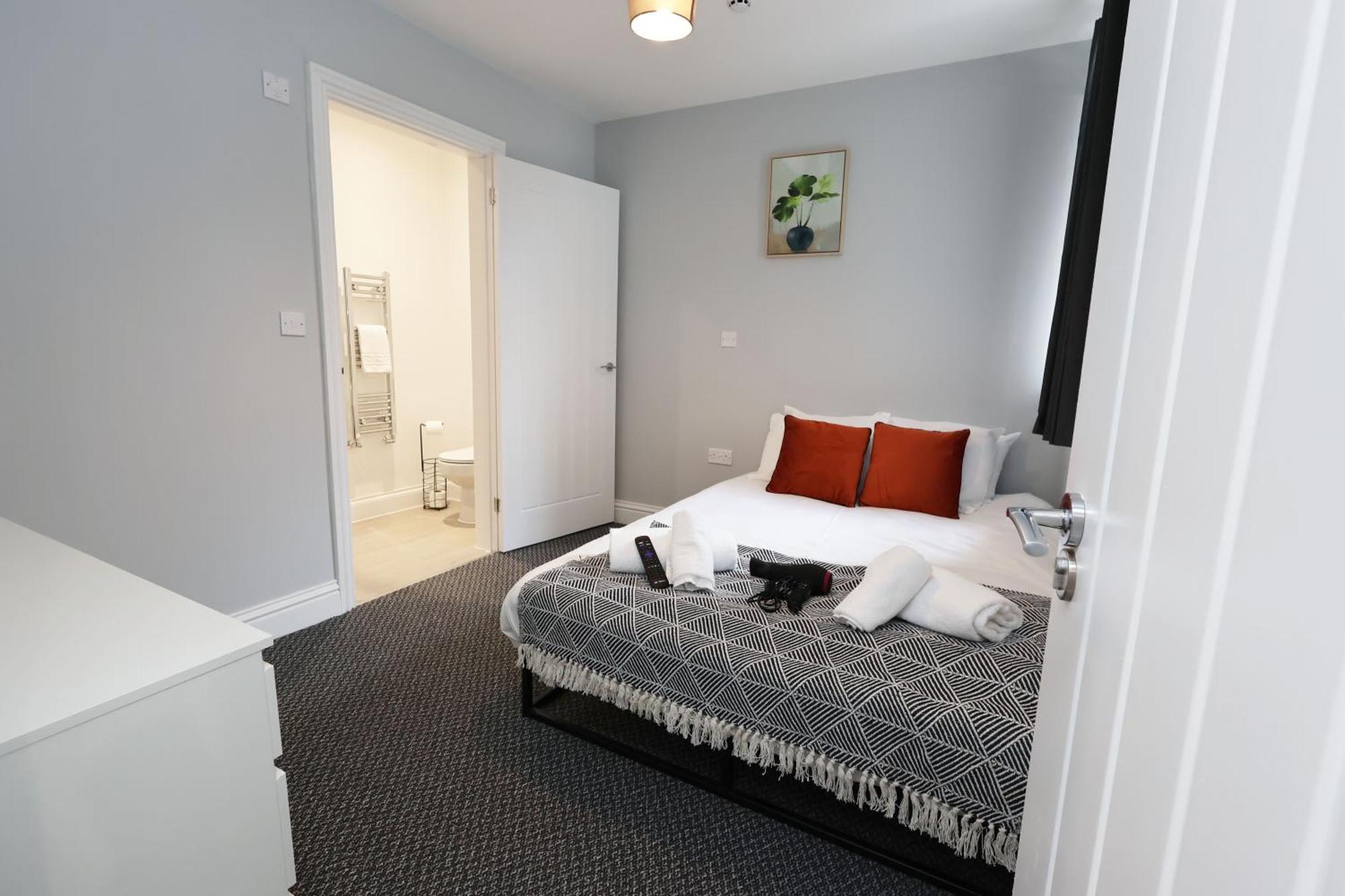 En-Suite Double Rooms, Smart Tv Comfy Style 래넬리 외부 사진